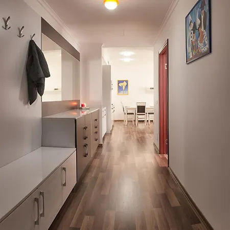 Dora 4* Collak