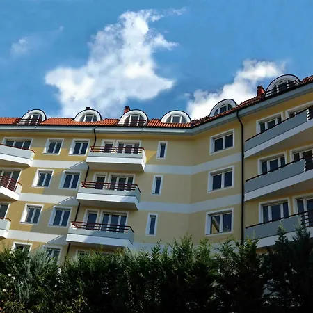 Dora Hotell 4*